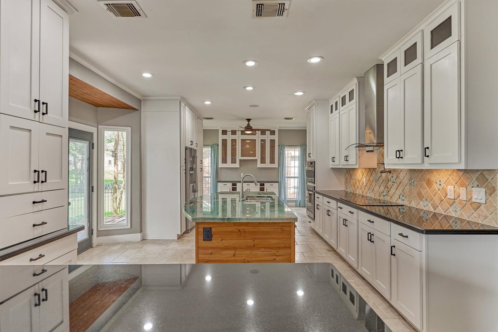 8710 Cross Country Drive, Humble, TX 77346 8710 Cross Country Drive, Humble, TX 77346