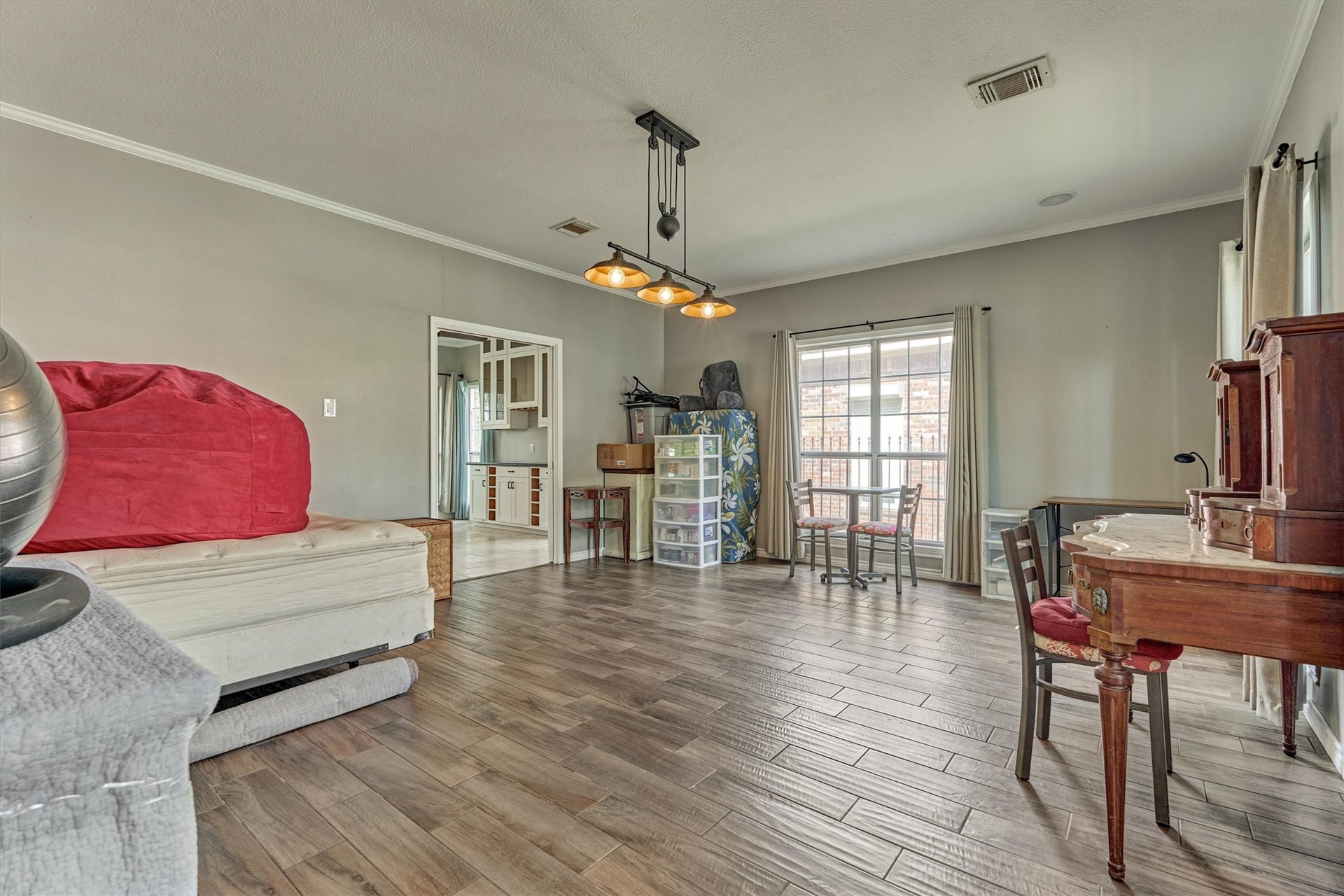 8710 Cross Country Drive, Humble, TX 77346 8710 Cross Country Drive, Humble, TX 77346