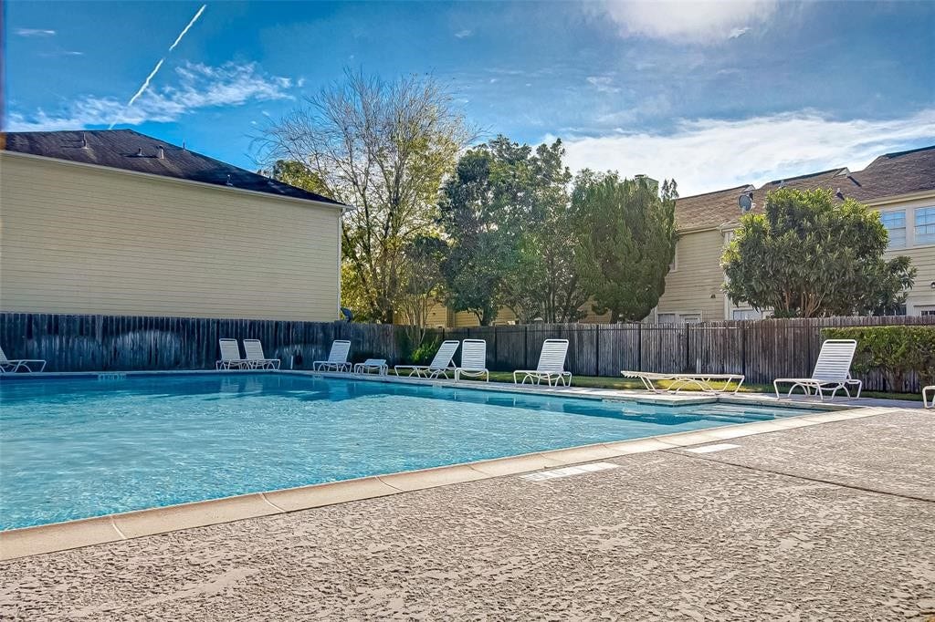 1918 Gentryside Drive, Houston, TX 77077 1918 Gentryside Drive, Houston, TX 77077