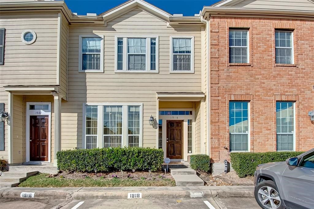 1918 Gentryside Drive, Houston, TX 77077 1918 Gentryside Drive, Houston, TX 77077
