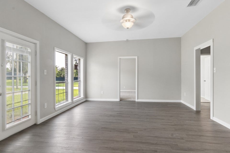 638 Kelly Lane, Holiday Lakes, TX 77515
