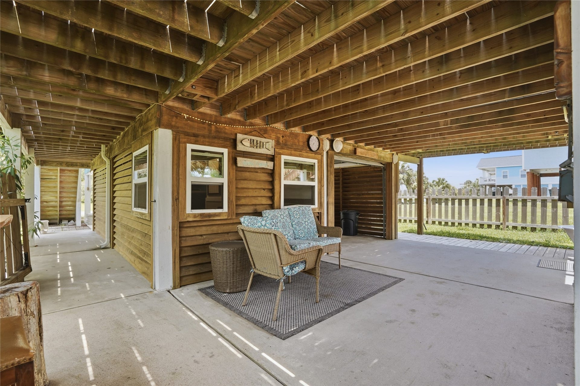 3827 Las Palmas Street, Galveston, TX 77554 3827 Las Palmas Street, Galveston, TX 77554