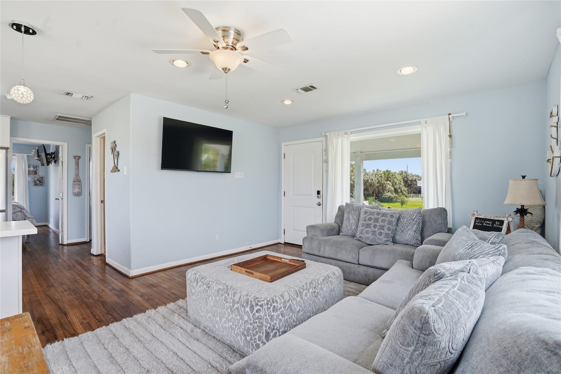 3827 Las Palmas Street, Galveston, TX 77554 3827 Las Palmas Street, Galveston, TX 77554