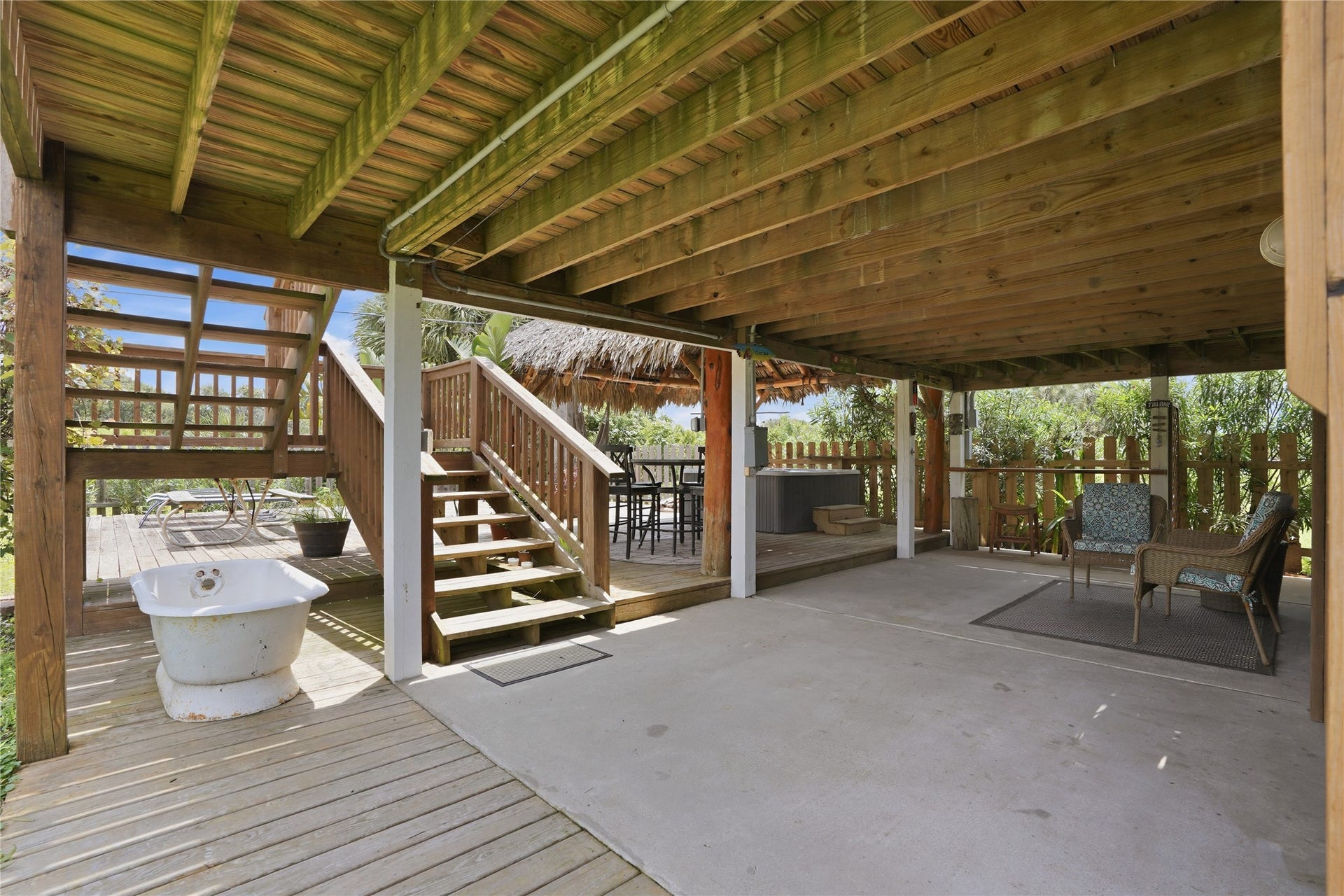 3827 Las Palmas Street, Galveston, TX 77554 3827 Las Palmas Street, Galveston, TX 77554