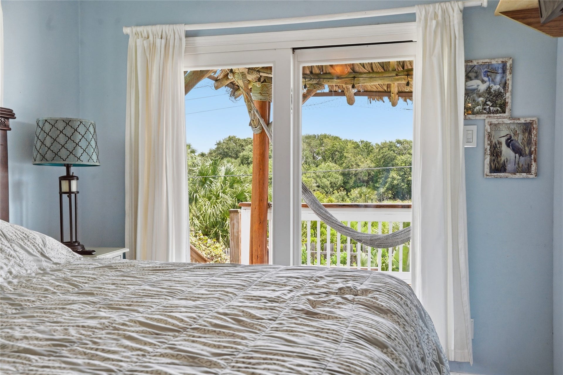 3827 Las Palmas Street, Galveston, TX 77554 3827 Las Palmas Street, Galveston, TX 77554