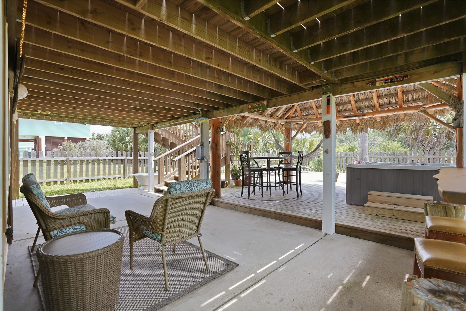 3827 Las Palmas Street, Galveston, TX 77554 3827 Las Palmas Street, Galveston, TX 77554
