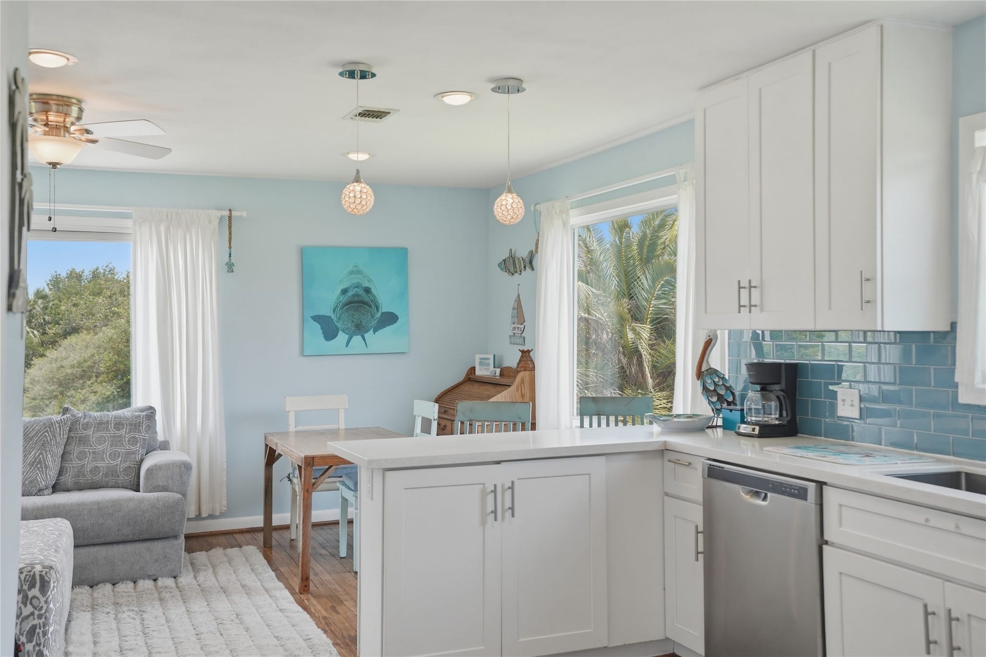 3827 Las Palmas Street, Galveston, TX 77554 3827 Las Palmas Street, Galveston, TX 77554