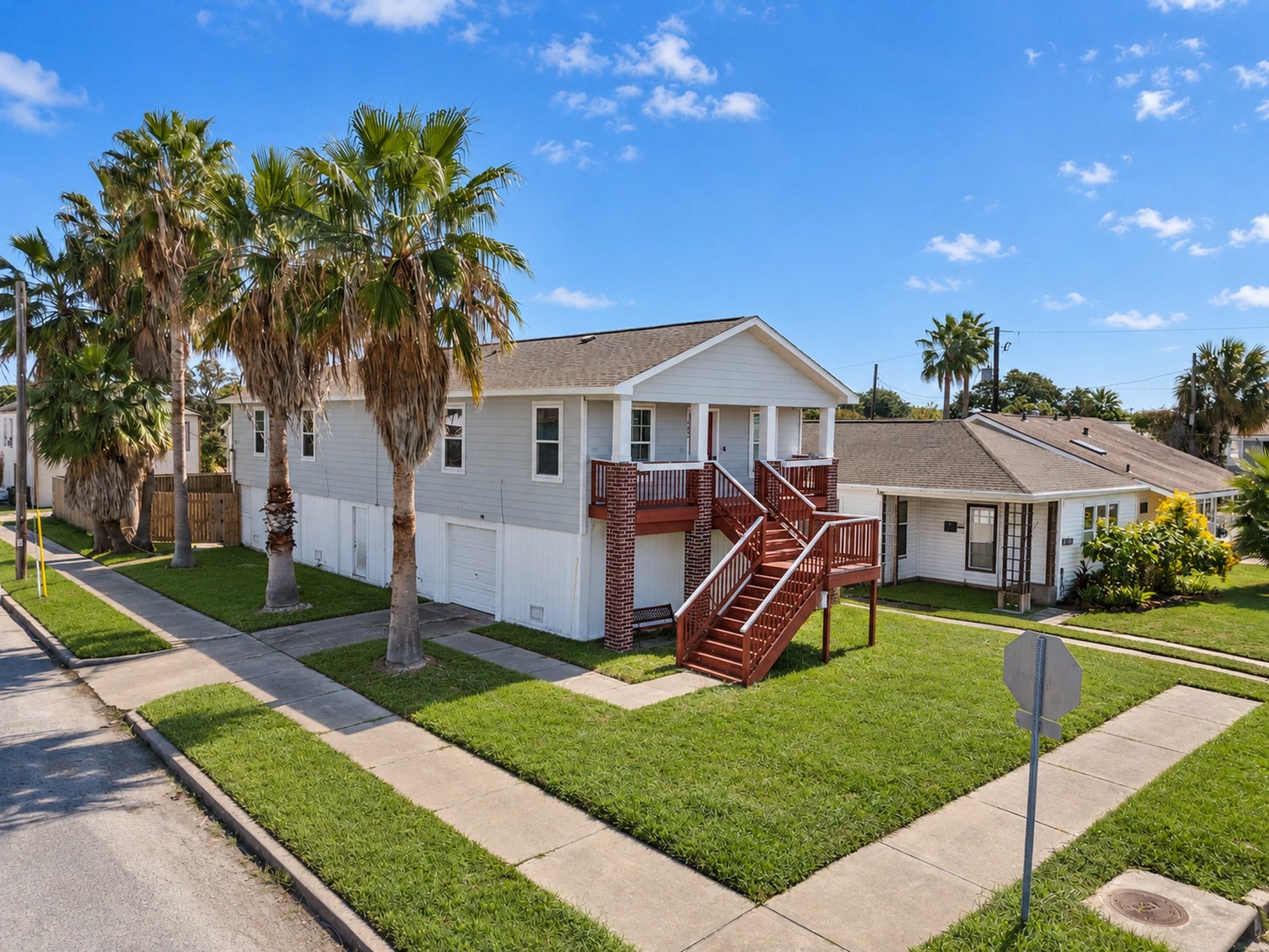 1402 51st Street, Galveston, TX 77551 1402 51st Street, Galveston, TX 77551