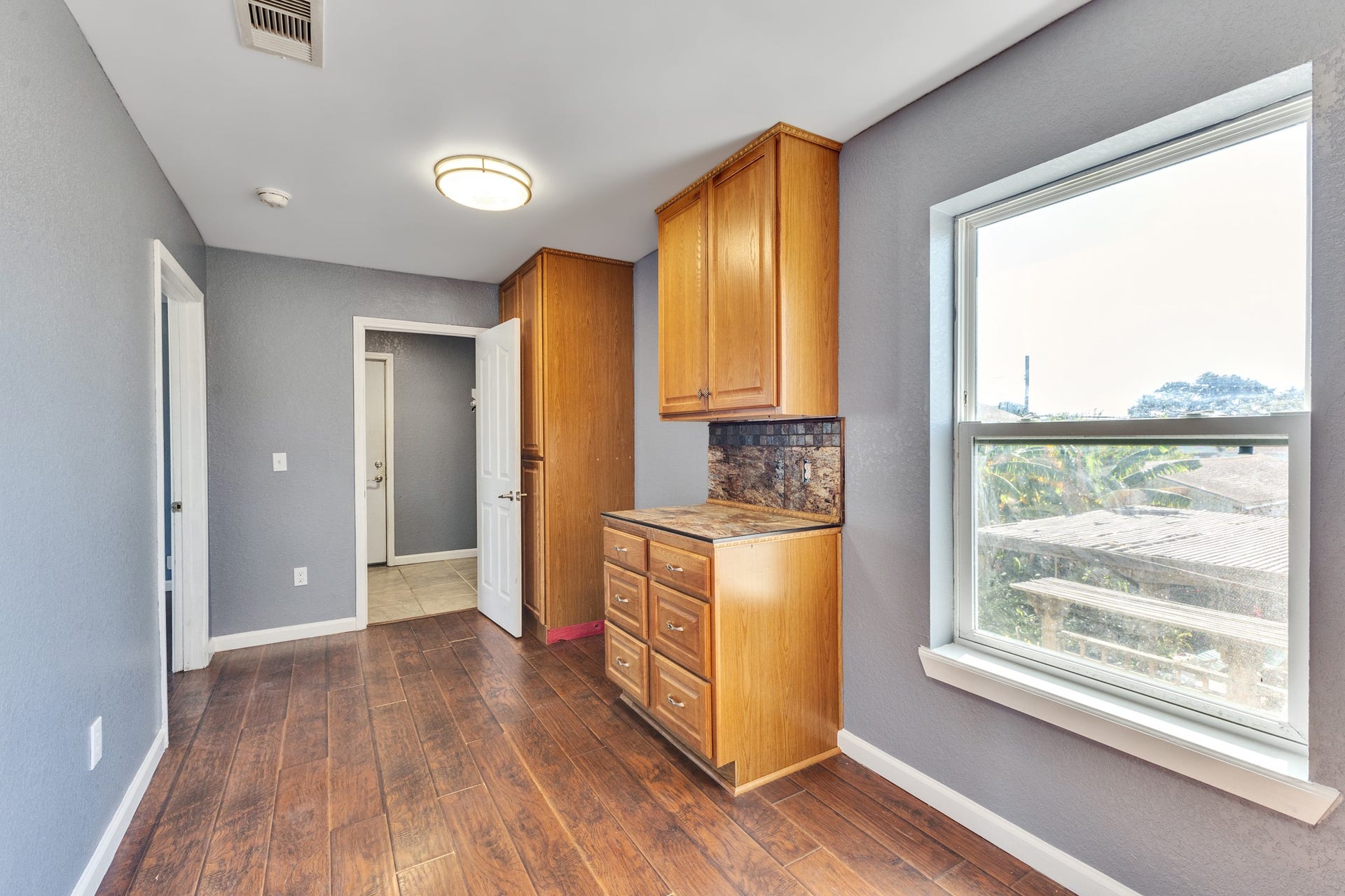 1402 51st Street, Galveston, TX 77551 1402 51st Street, Galveston, TX 77551