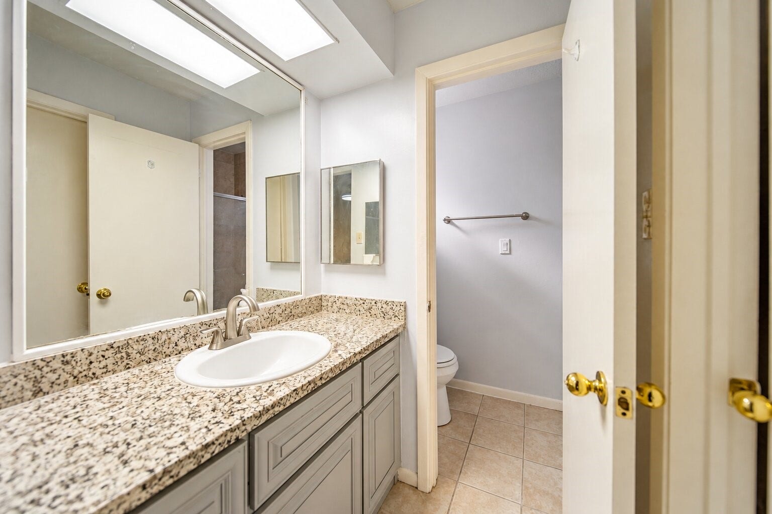 10550 Towneview Drive, Sugar Land, TX 77498