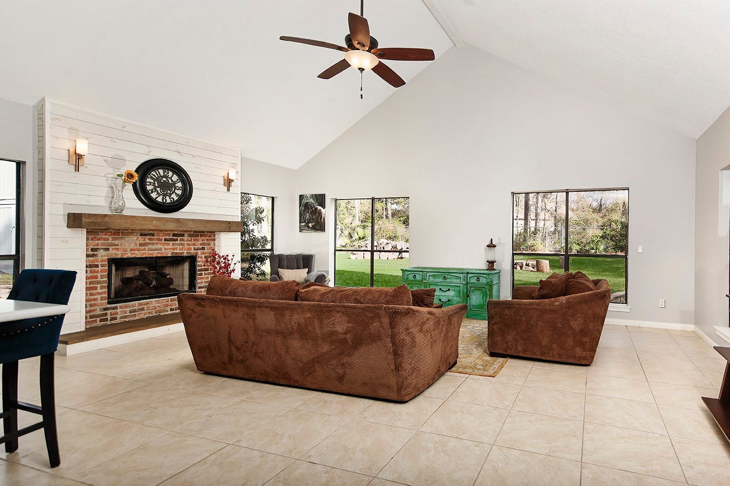 44 Lake Forest Circle, Conroe, TX 77384