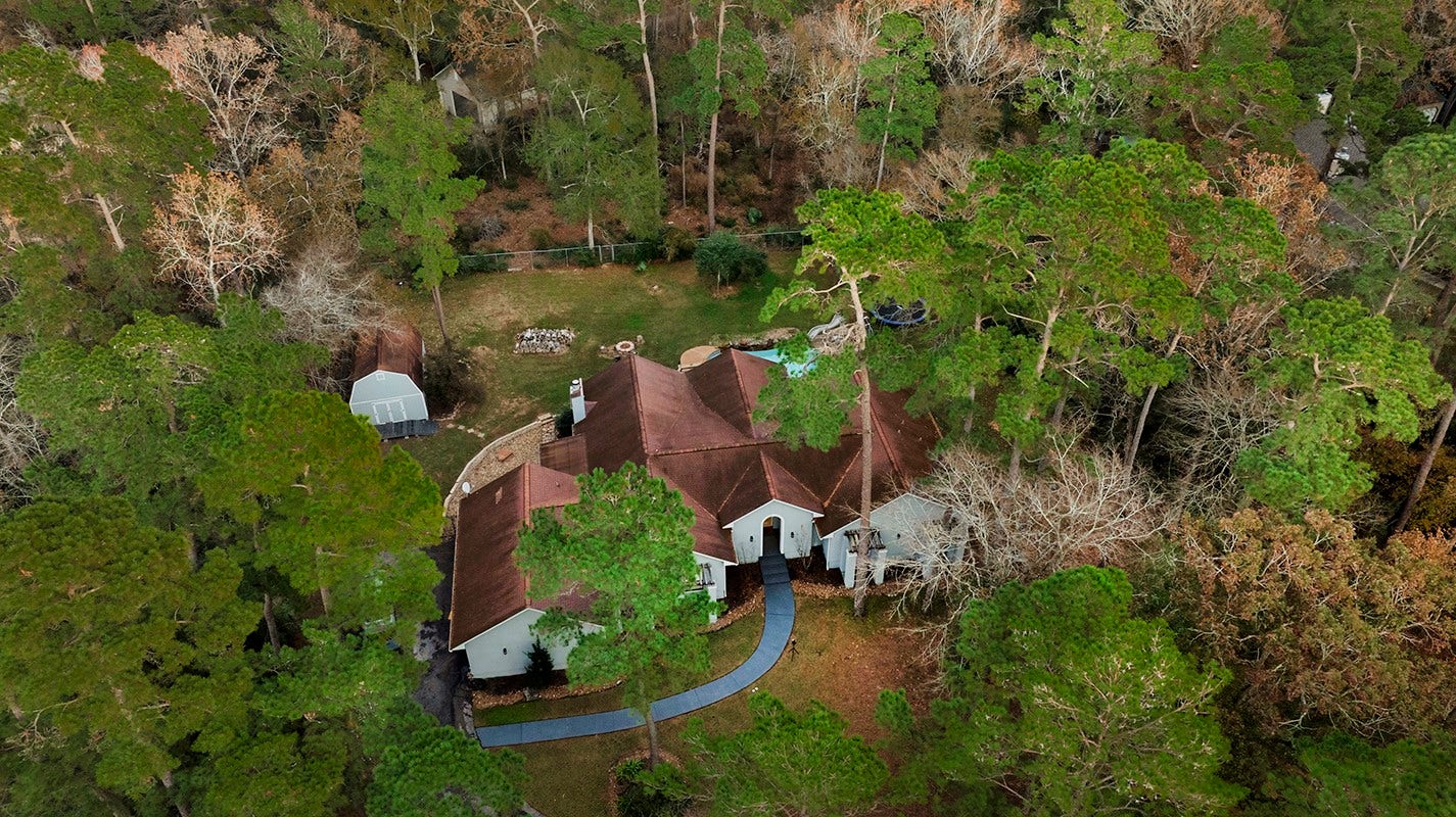 44 Lake Forest Circle, Conroe, TX 77384