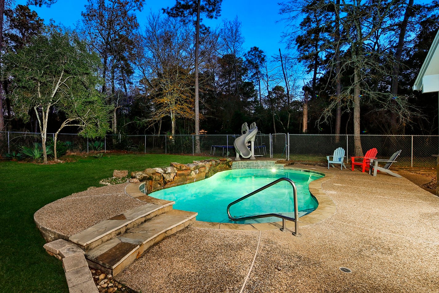 44 Lake Forest Circle, Conroe, TX 77384
