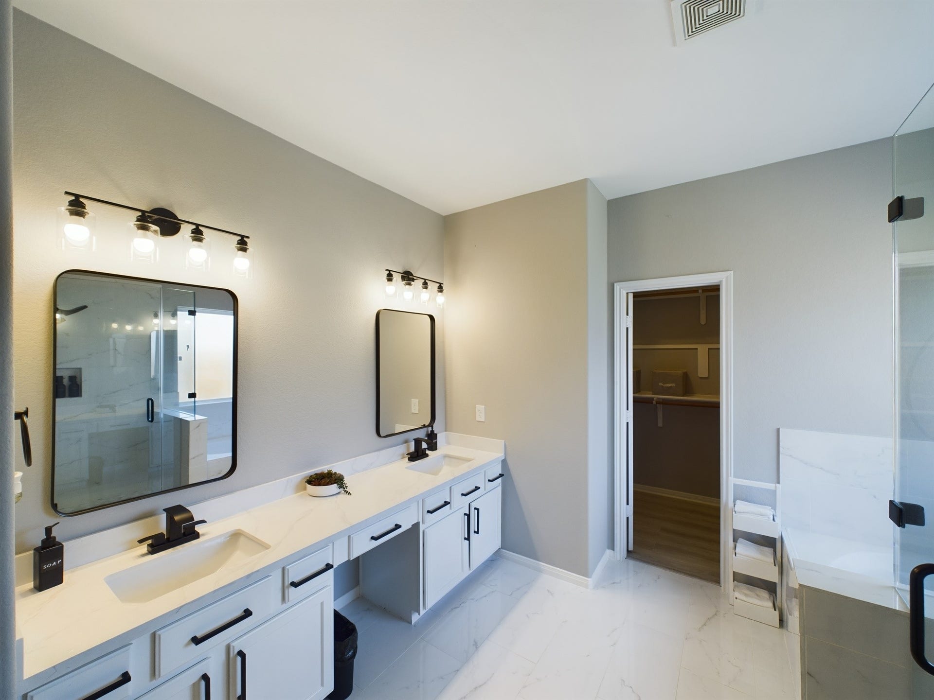 Primary Bath with Upgraded Vanity w/Marble Countertop, New Vanity Lights, Faucets, Accessories and Handles