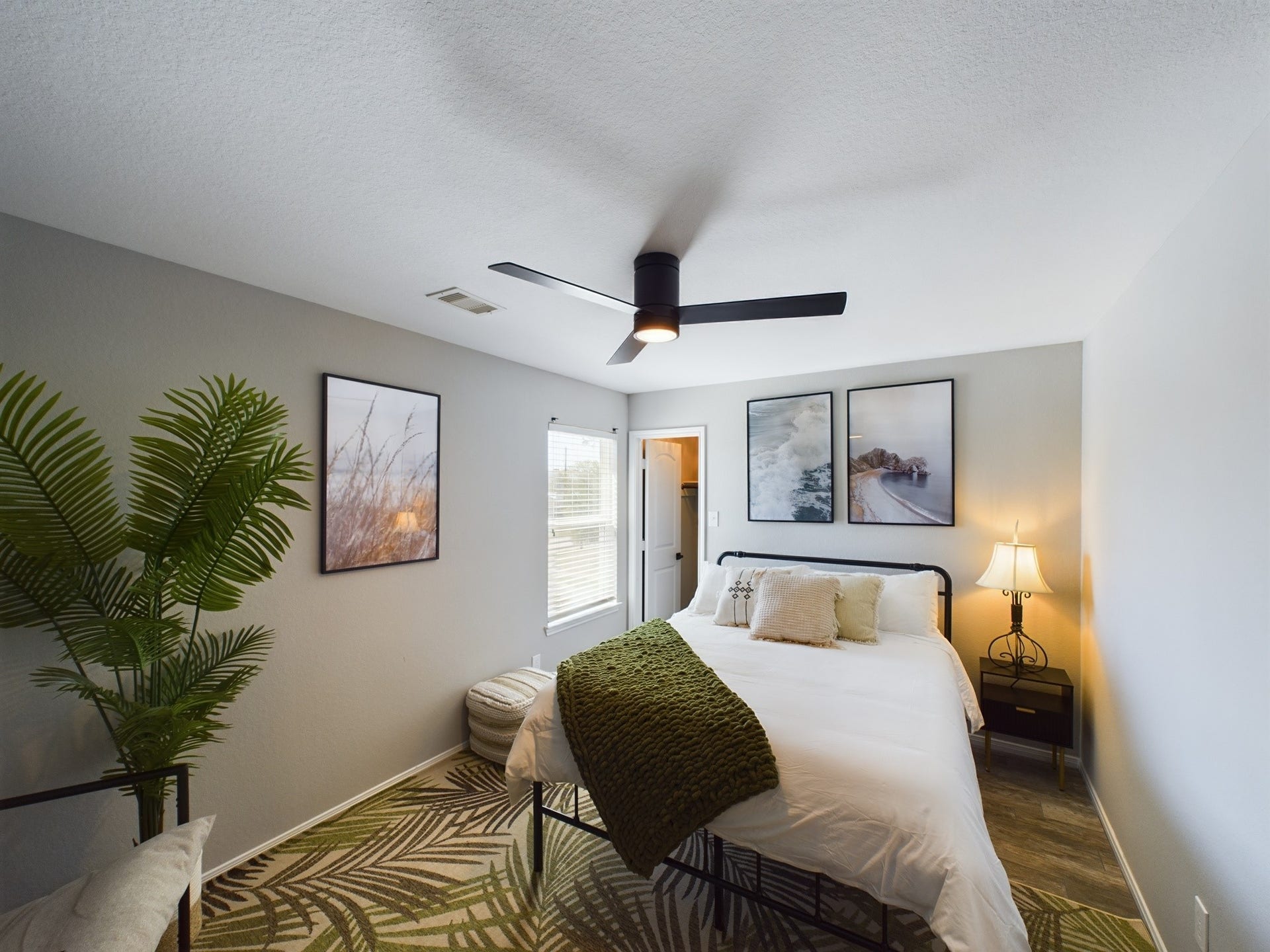 2nd Upstairs Bedroom