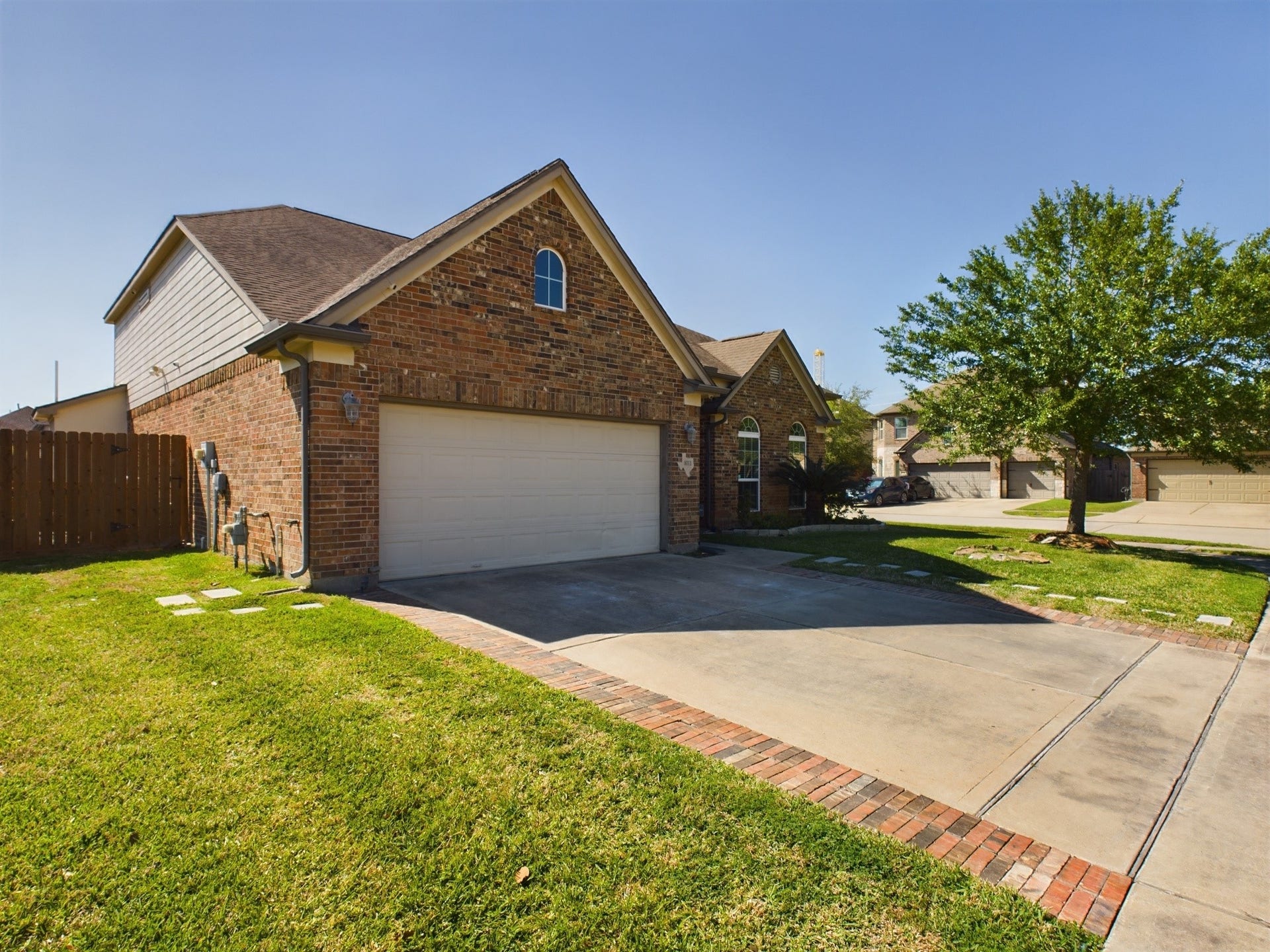 8011 Colton Mining Court, Houston, TX 77040