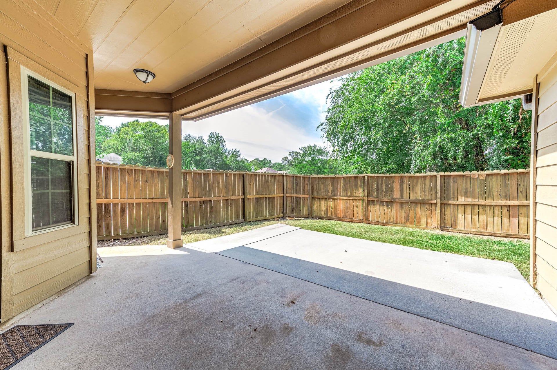 13722 Vail Drive, Montgomery, TX 77356