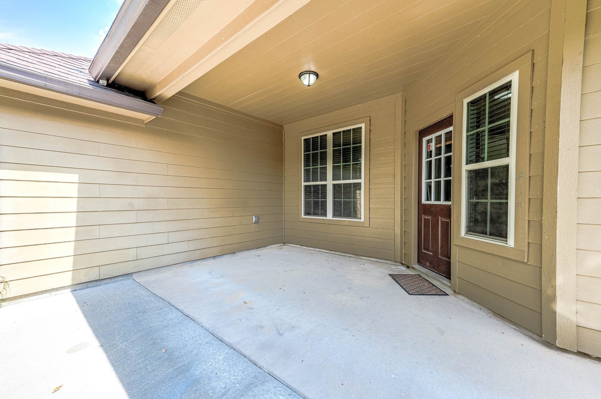 13722 Vail Drive, Montgomery, TX 77356