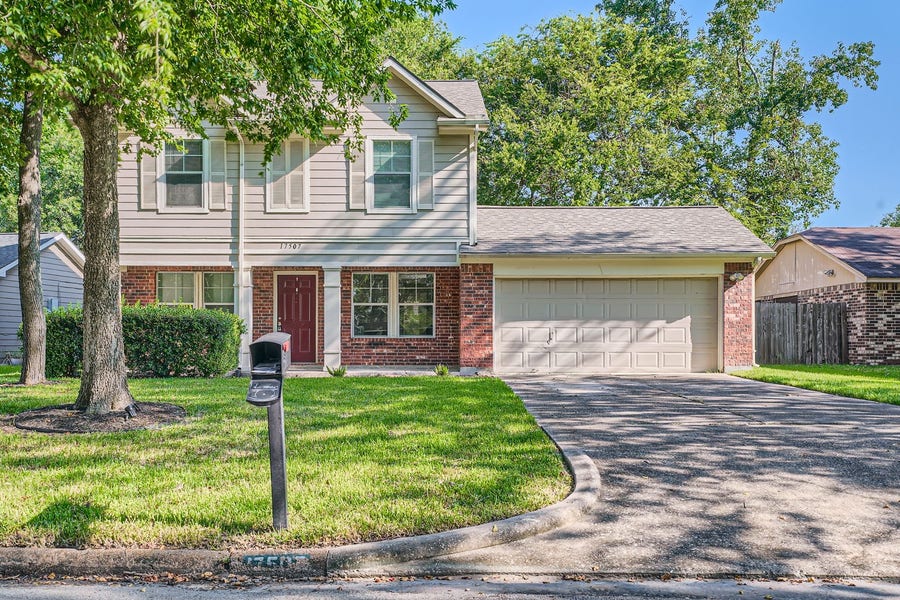 Property photo for 17507 S Compass Rose Circle, Crosby, TX
