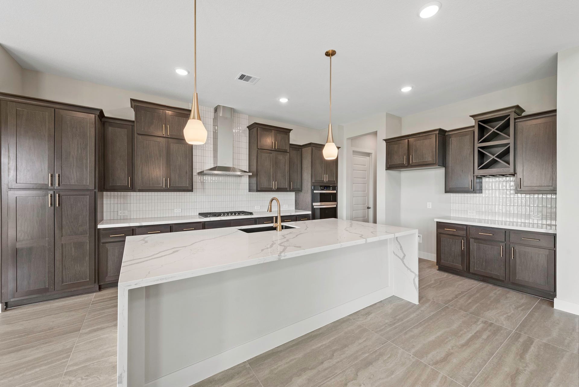 846 Caballos Drive, League City, TX 77546