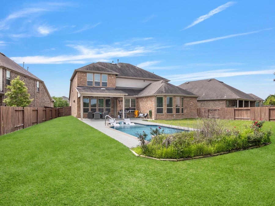 Property photo for 24910 Meadowthorn Crest Lane, Katy, TX