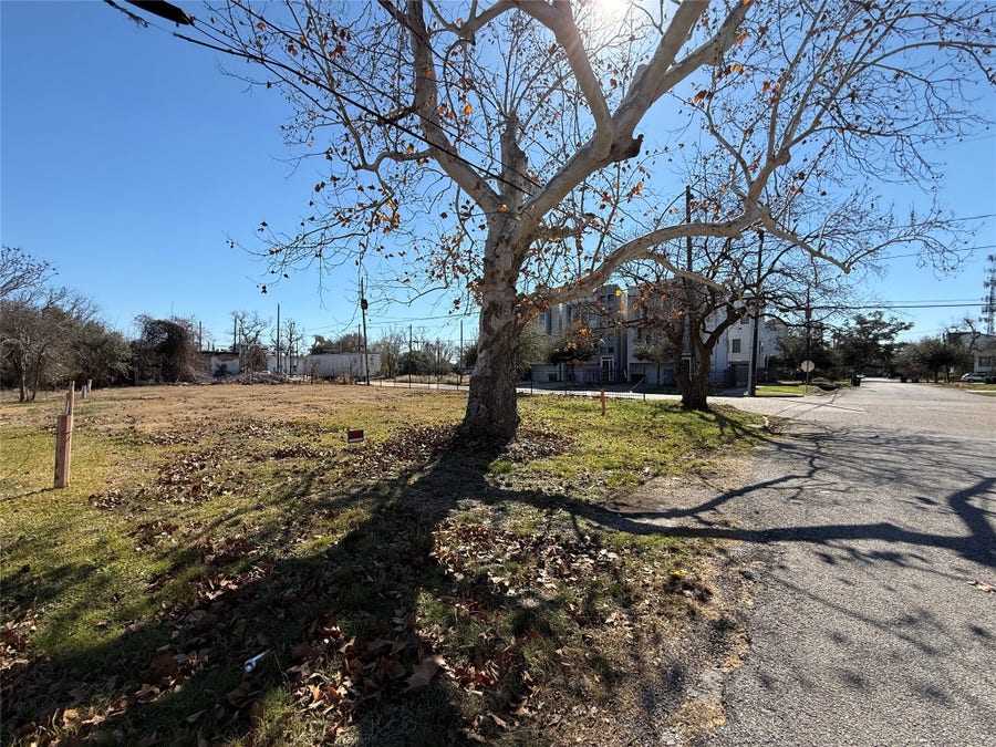 Property photo for 2303 Holman Street, Houston, TX