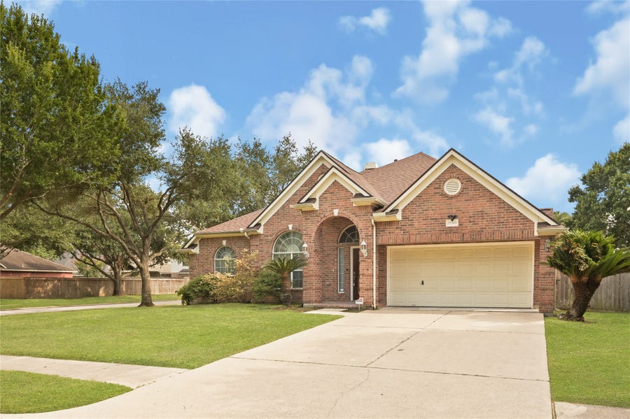 Property photo for 17703 Riata Lake Drive, Cypress, TX
