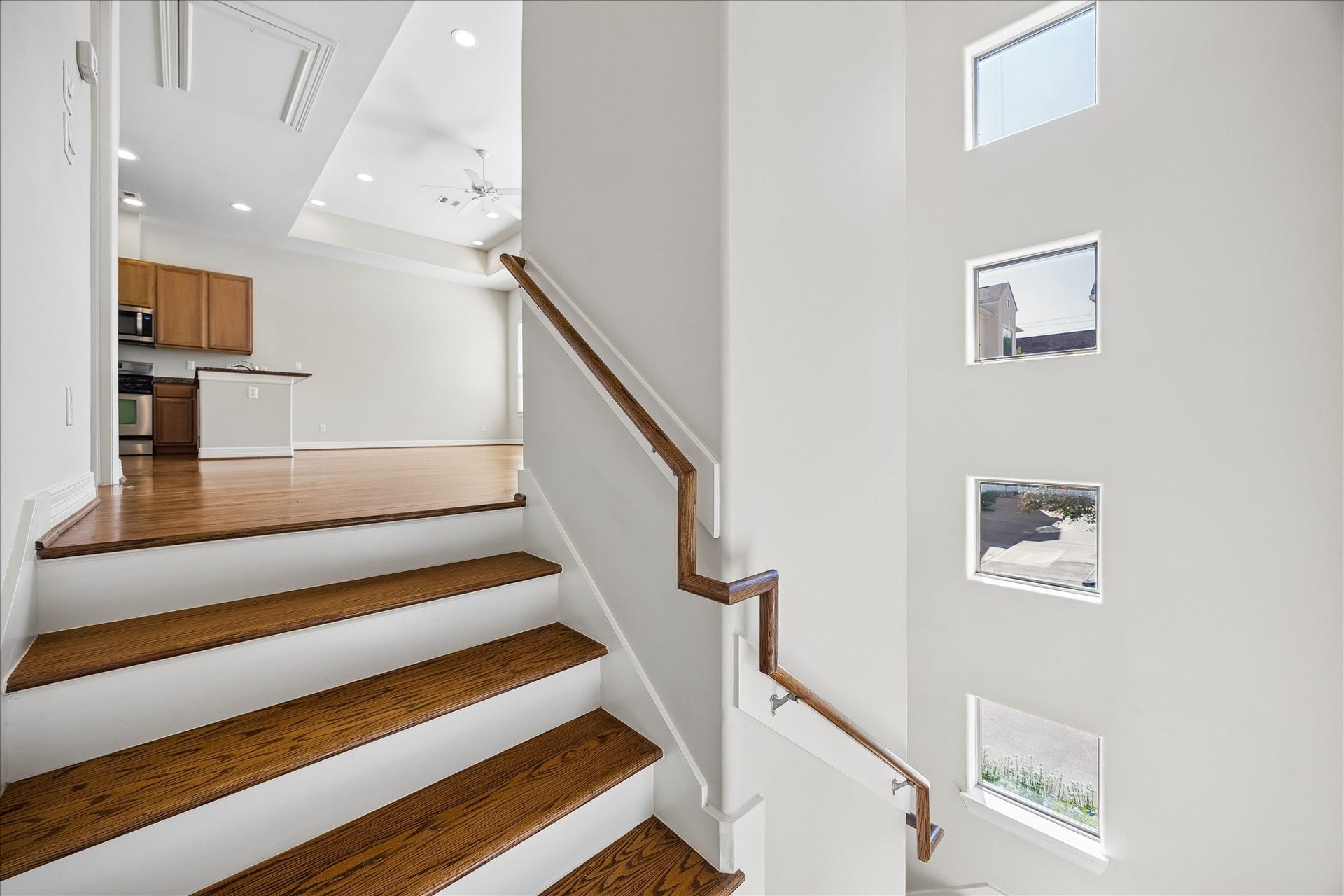 3812 Center Street, Houston, TX 77007 3812 Center Street, Houston, TX 77007