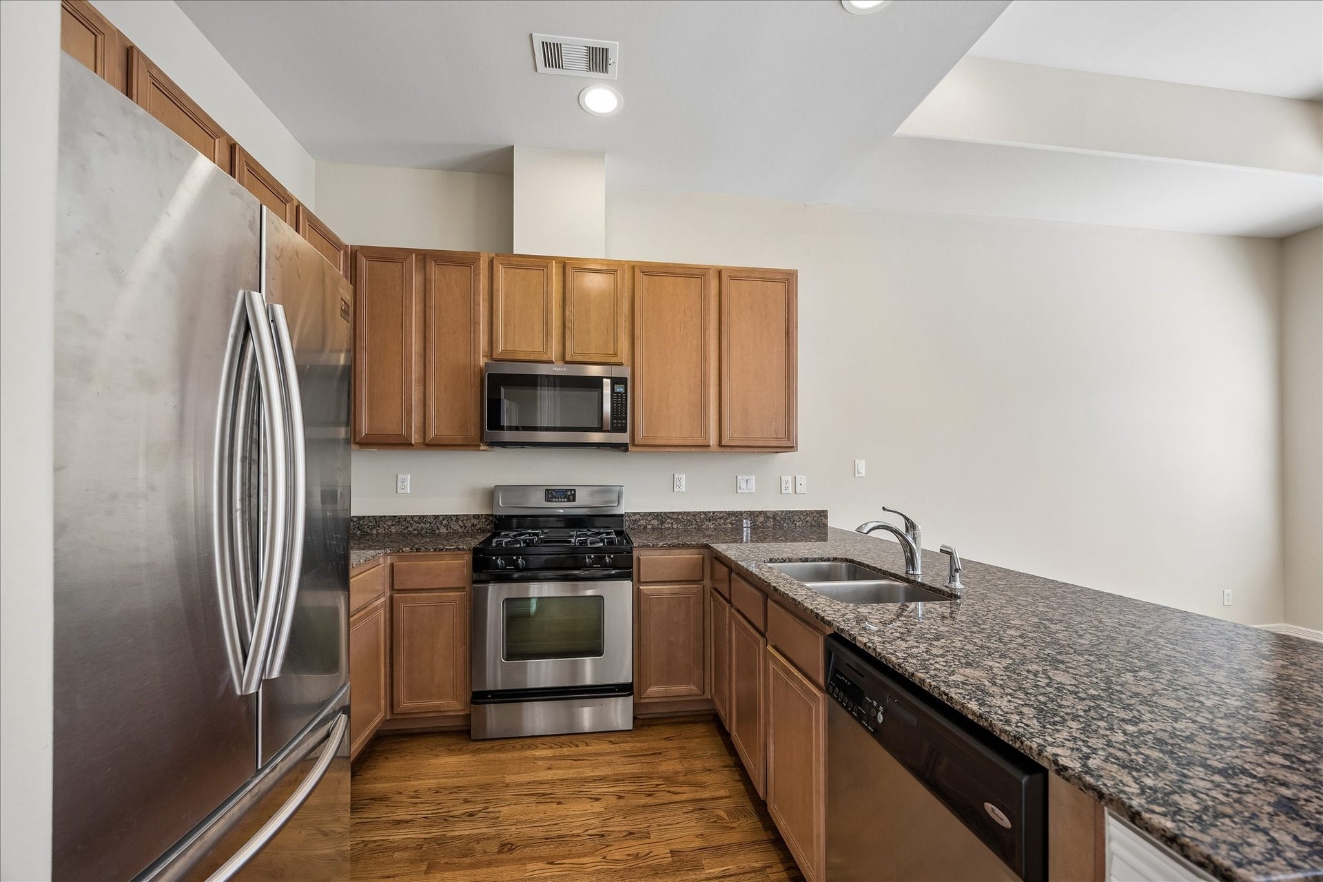 3812 Center Street, Houston, TX 77007 3812 Center Street, Houston, TX 77007
