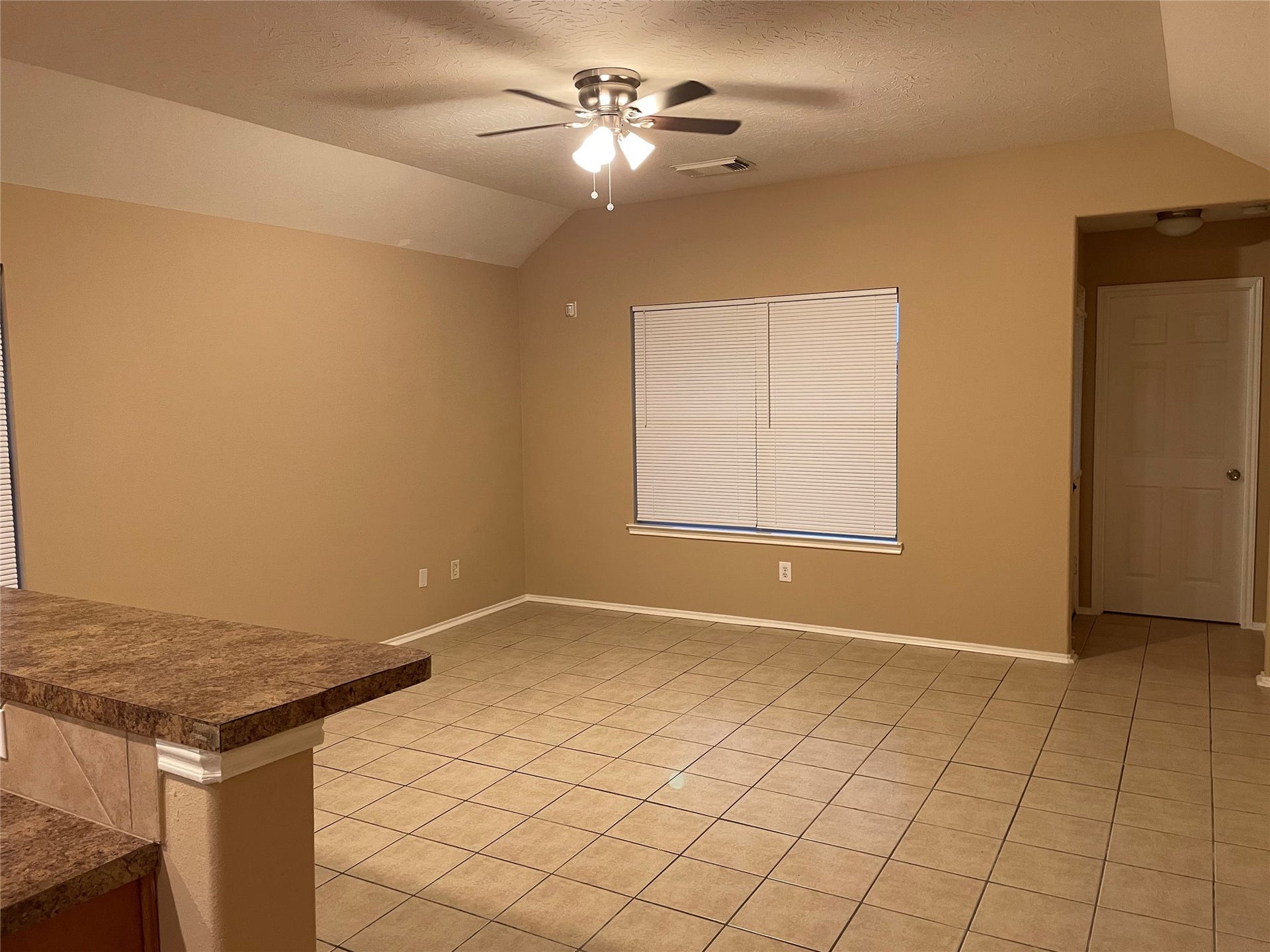 2147 Acorn Glen Trail, Fresno, TX 77545 2147 Acorn Glen Trail, Fresno, TX 77545