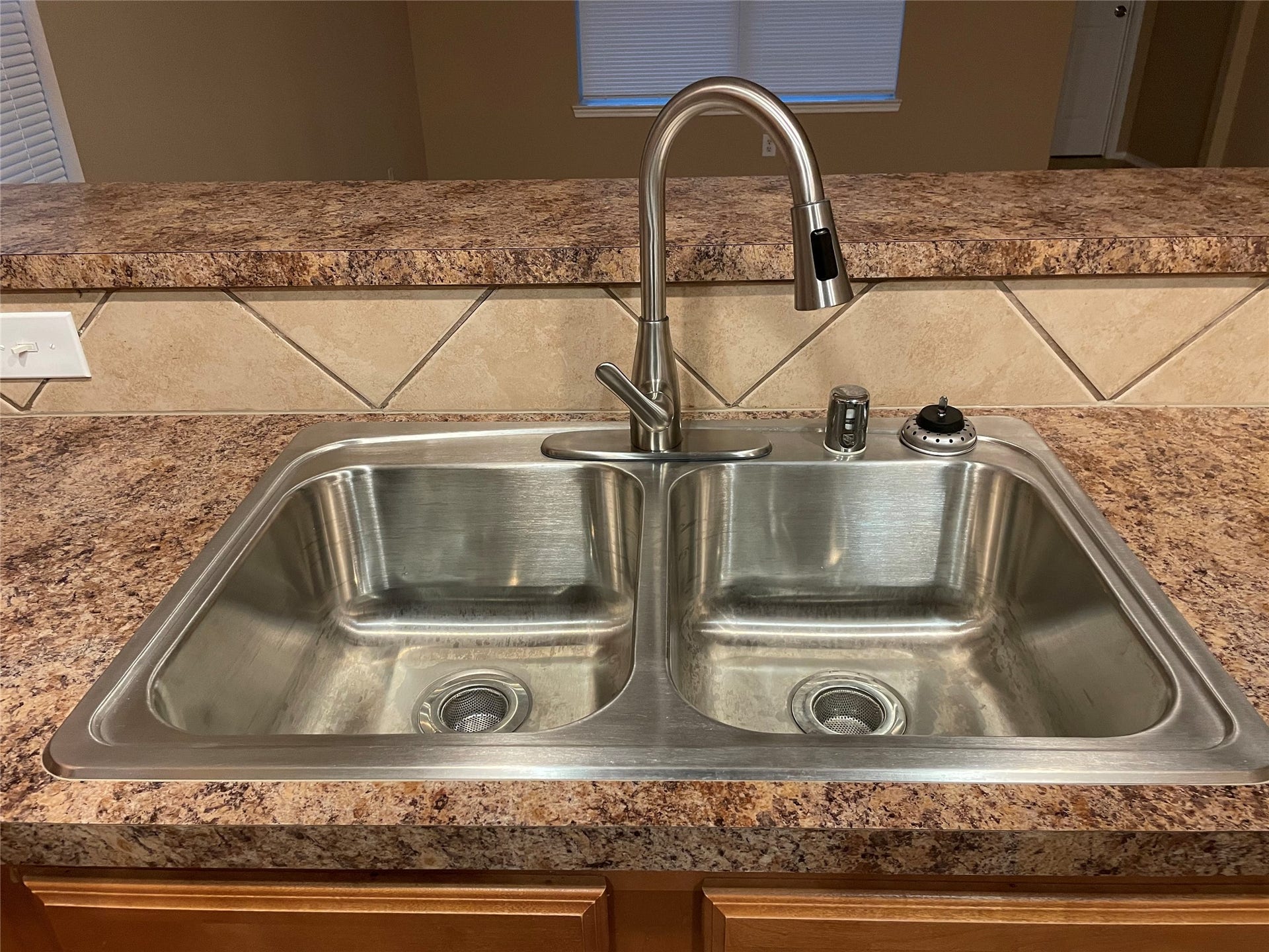 2147 Acorn Glen Trail, Fresno, TX 77545 2147 Acorn Glen Trail, Fresno, TX 77545