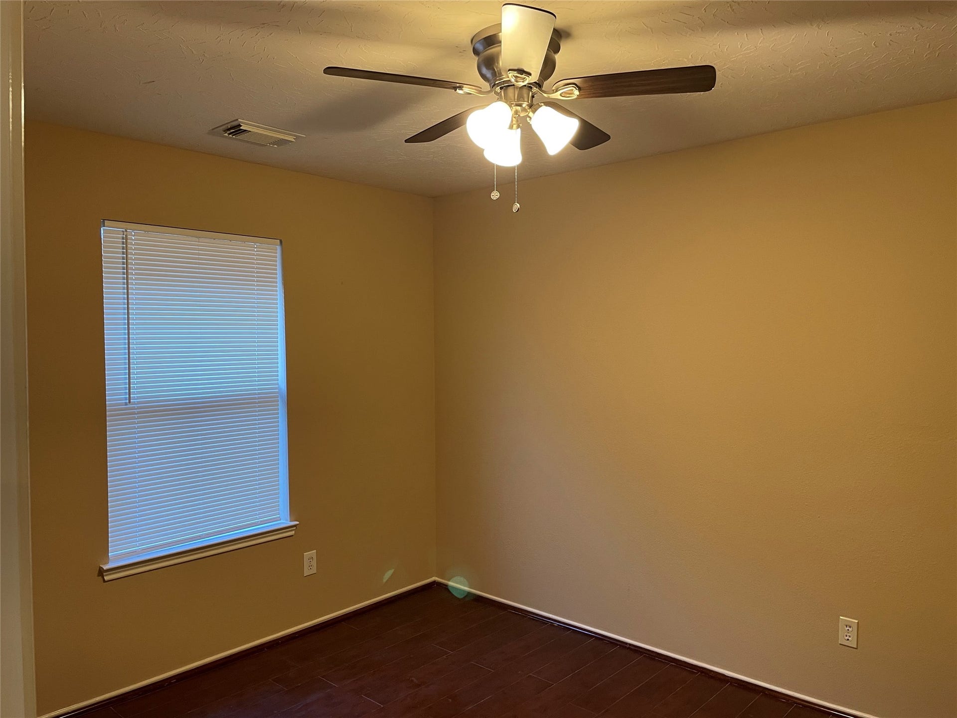 2147 Acorn Glen Trail, Fresno, TX 77545 2147 Acorn Glen Trail, Fresno, TX 77545