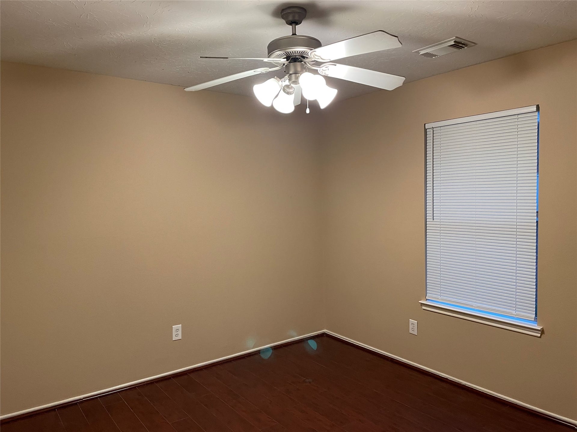 2147 Acorn Glen Trail, Fresno, TX 77545 2147 Acorn Glen Trail, Fresno, TX 77545