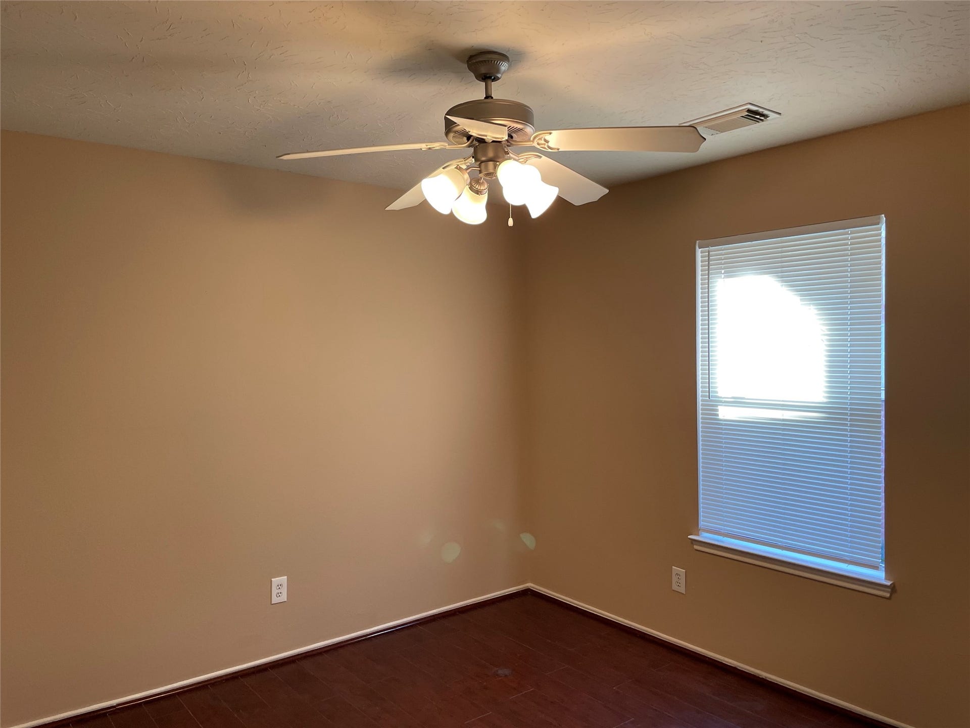2147 Acorn Glen Trail, Fresno, TX 77545 2147 Acorn Glen Trail, Fresno, TX 77545