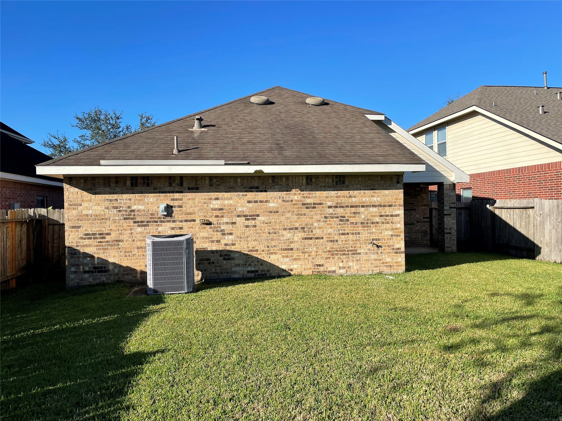 2147 Acorn Glen Trail, Fresno, TX 77545 2147 Acorn Glen Trail, Fresno, TX 77545