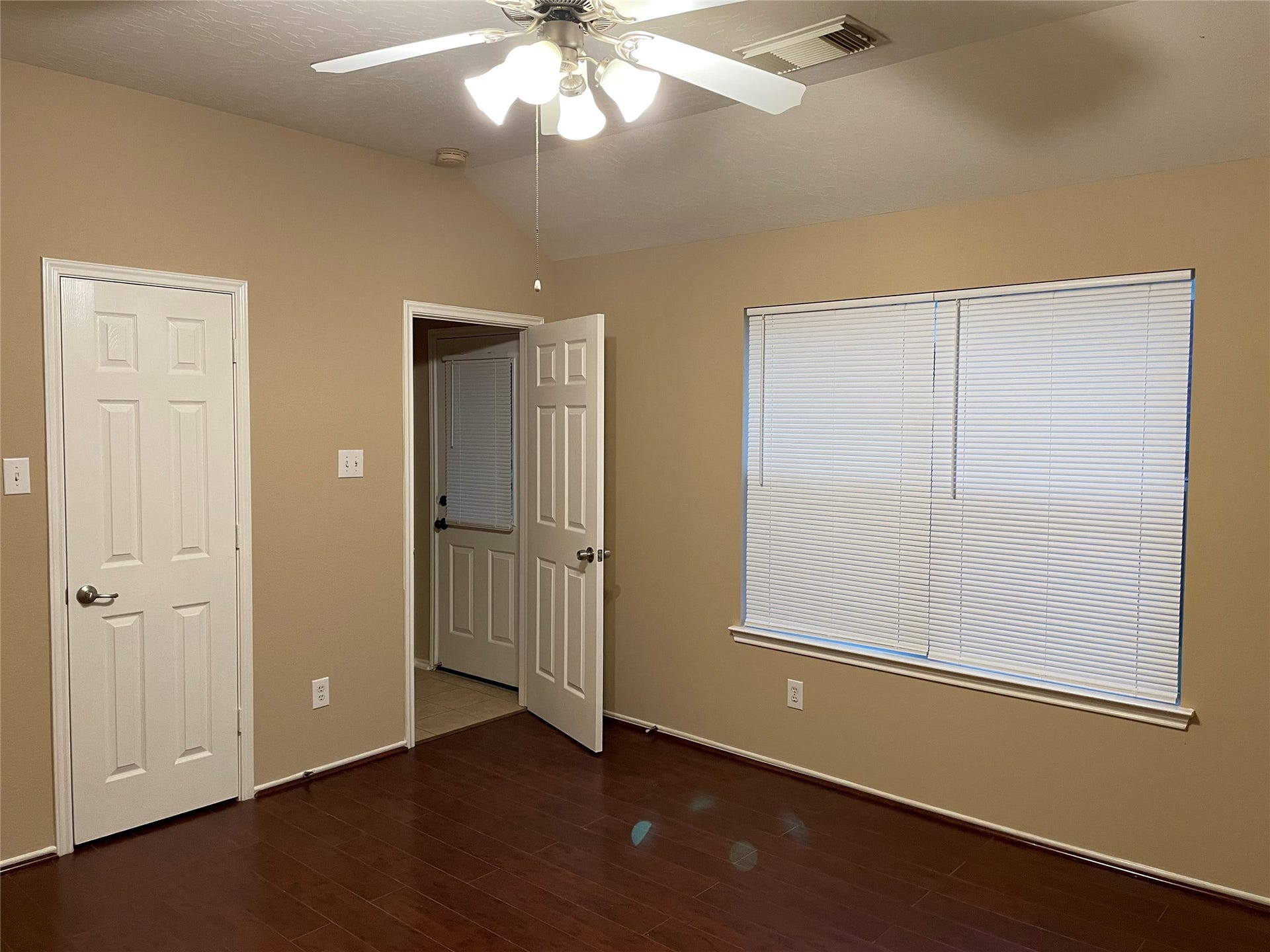 2147 Acorn Glen Trail, Fresno, TX 77545 2147 Acorn Glen Trail, Fresno, TX 77545