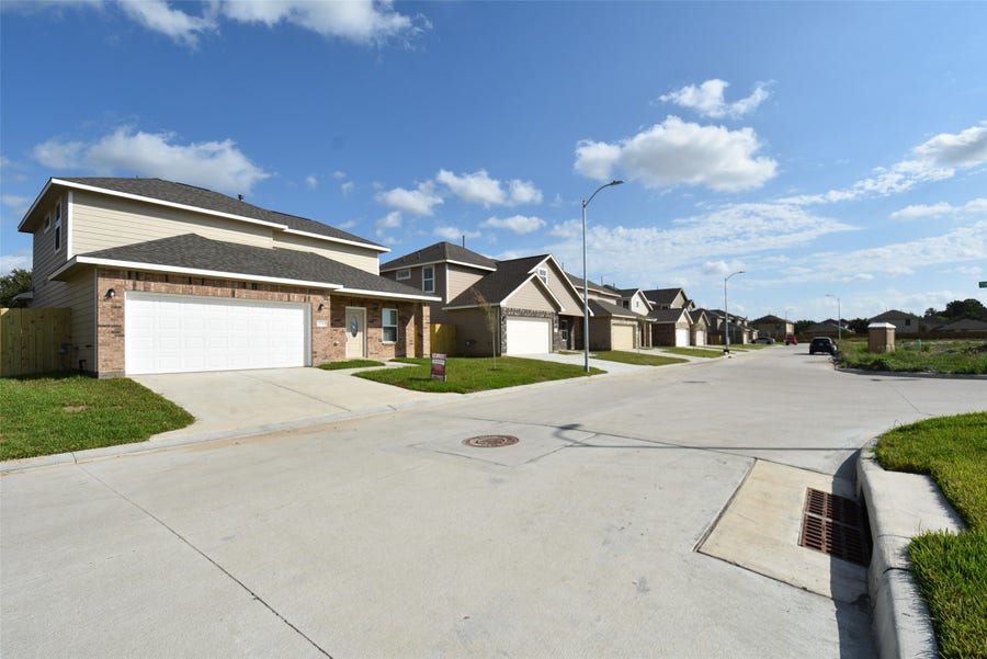 Property photo for 2827 Pine Estate Lane, Houston, TX