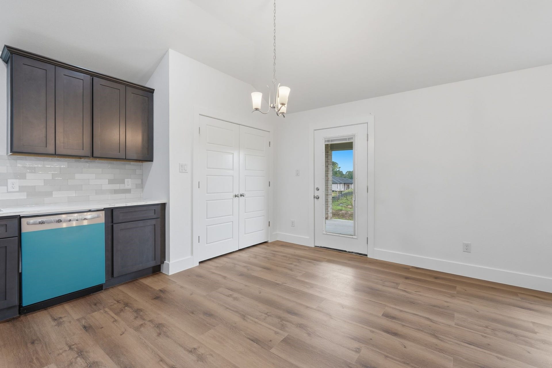 13146 Lake Conroe Bay Road, Willis, TX 77318 13146 Lake Conroe Bay Road, Willis, TX 77318