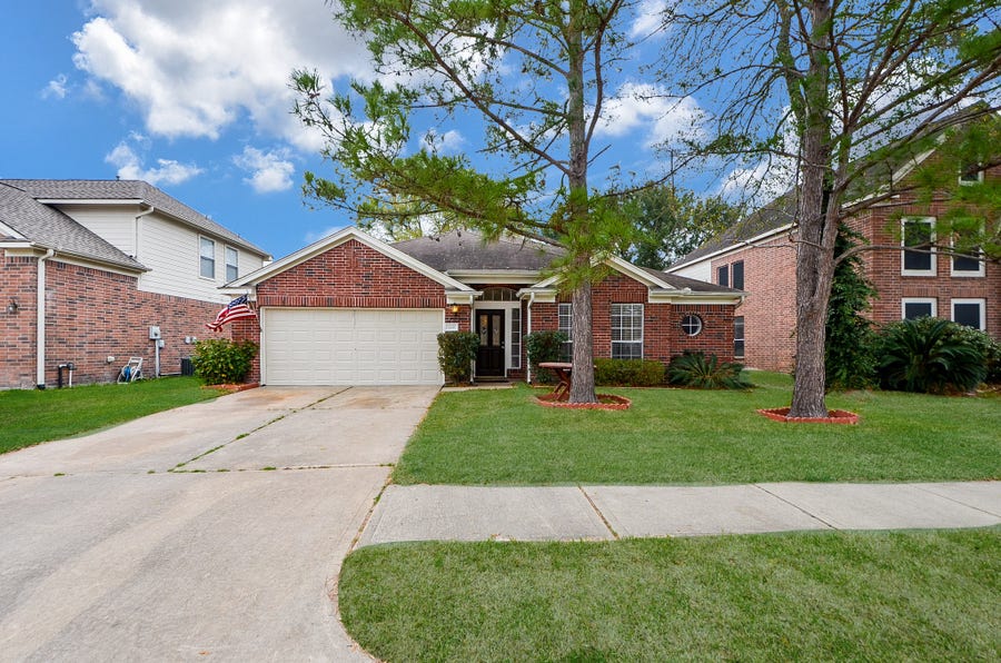 Property photo for 14410 Pelican Marsh Drive, Cypress, TX