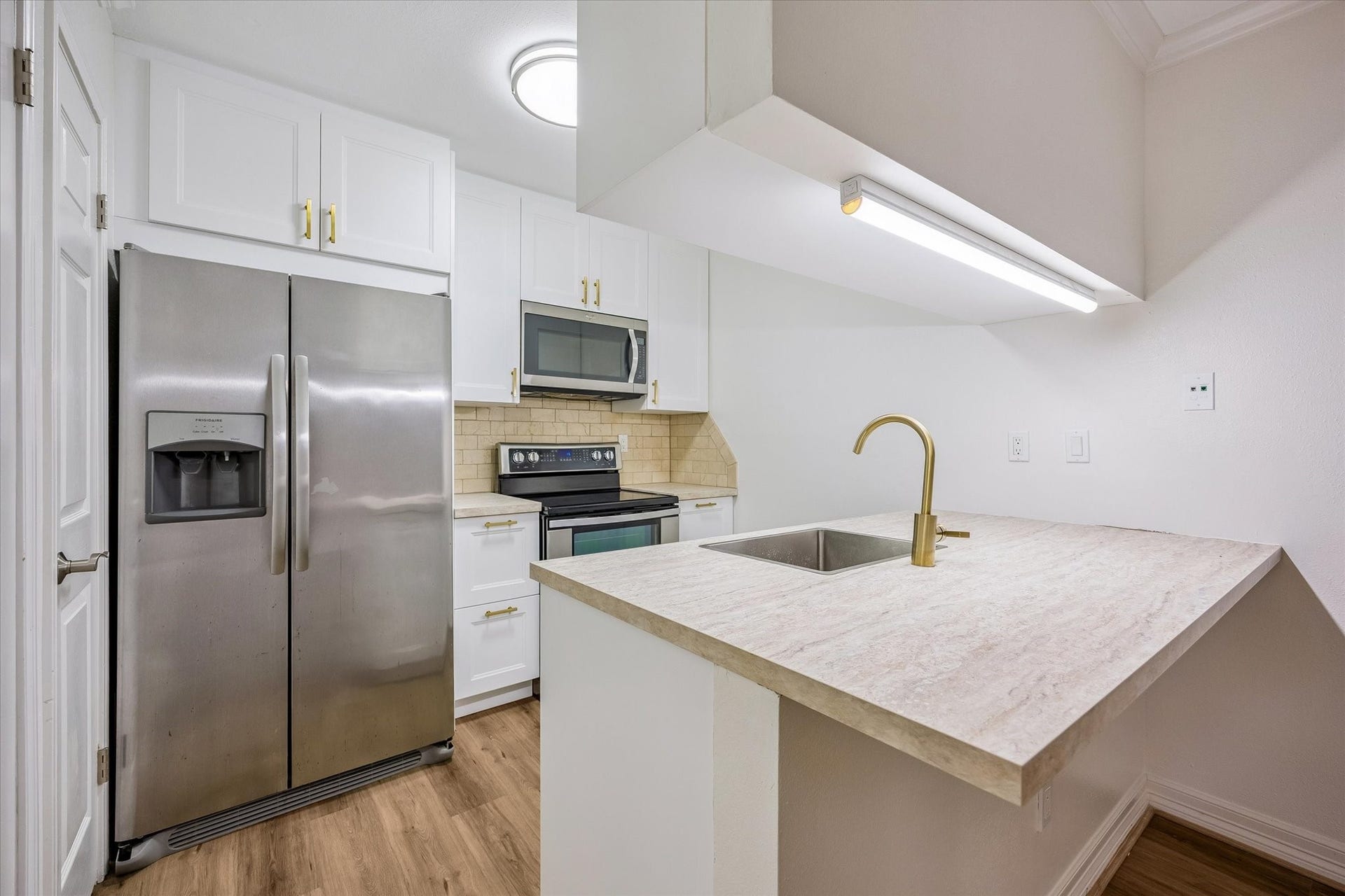 1601 S Shepherd Drive, #281, Houston, TX 77019 1601 S Shepherd Drive, #281, Houston, TX 77019