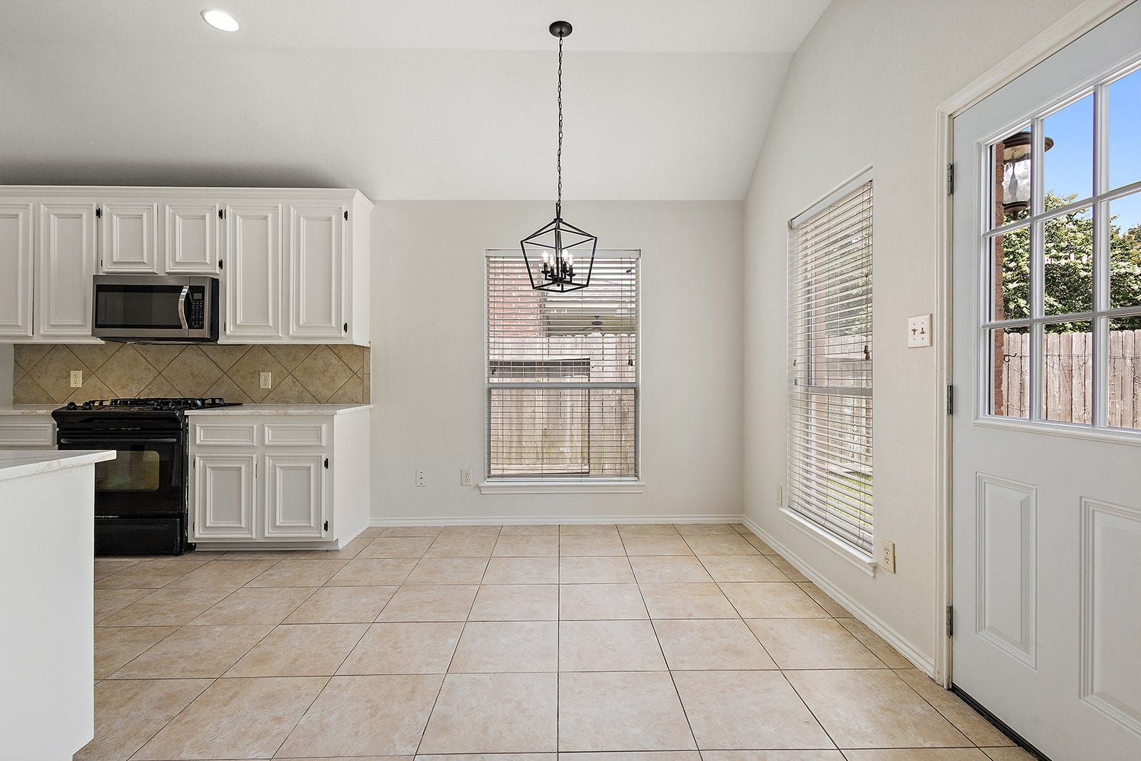 28207 Everett Knolls Drive, Katy, TX 77494 28207 Everett Knolls Drive, Katy, TX 77494