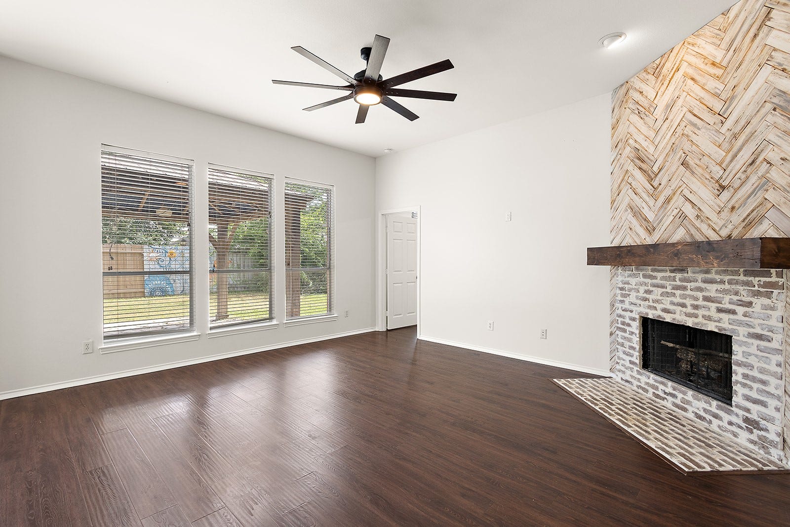 28207 Everett Knolls Drive, Katy, TX 77494 28207 Everett Knolls Drive, Katy, TX 77494
