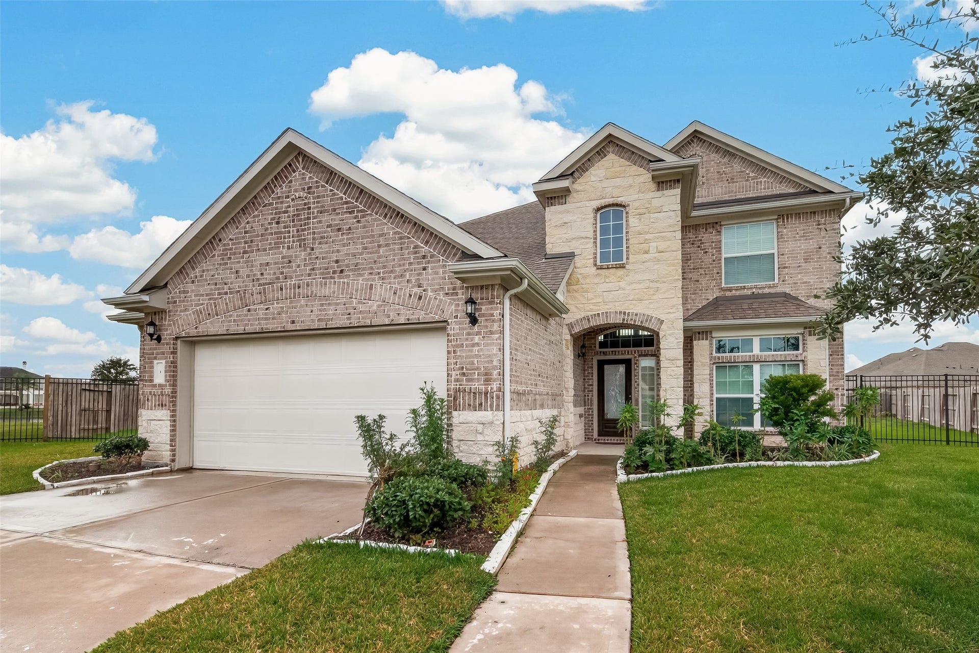 1 Declan Palms Court, Manvel, TX 77578 1 Declan Palms Court, Manvel, TX 77578