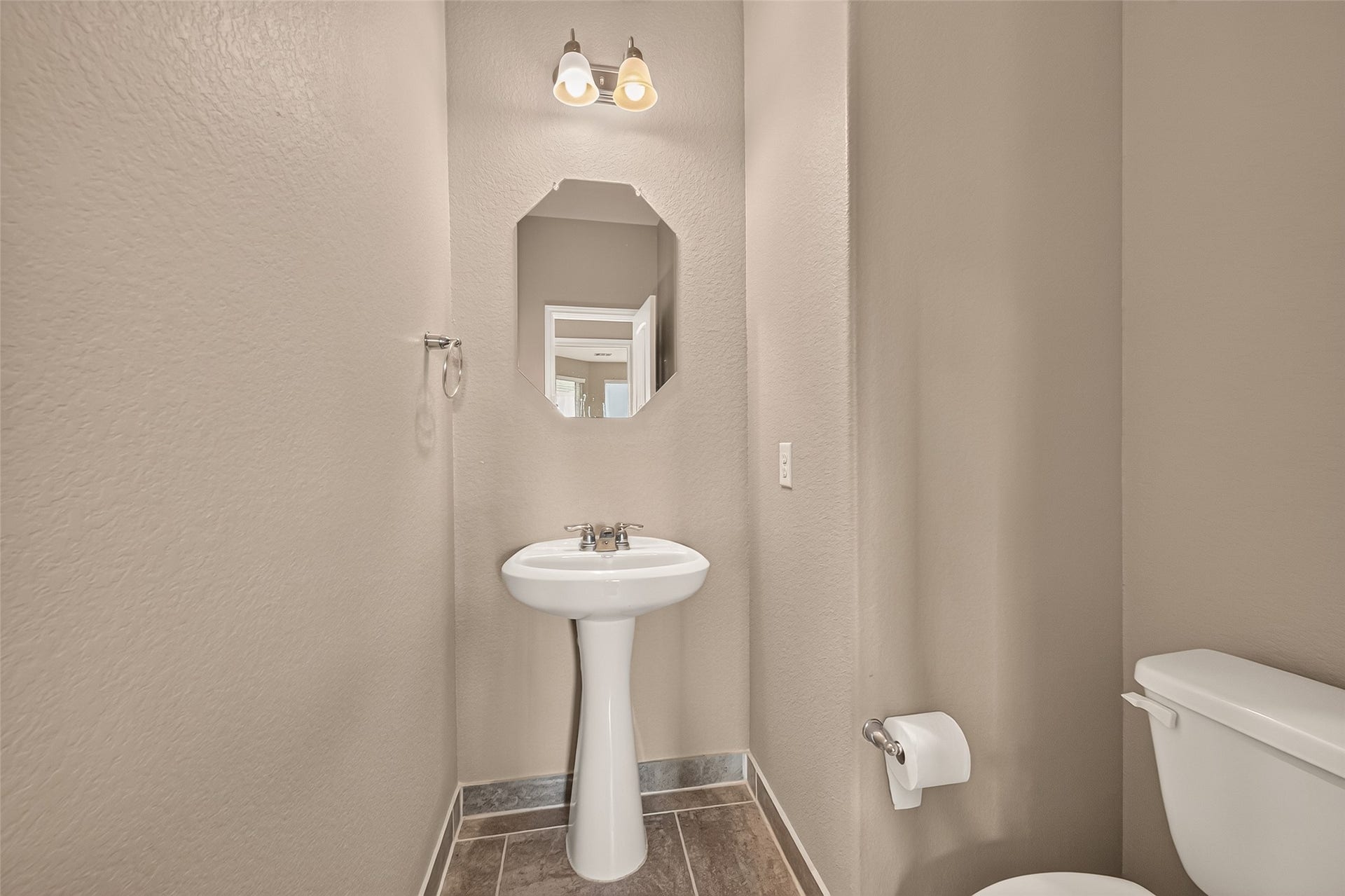 1 Declan Palms Court, Manvel, TX 77578 1 Declan Palms Court, Manvel, TX 77578