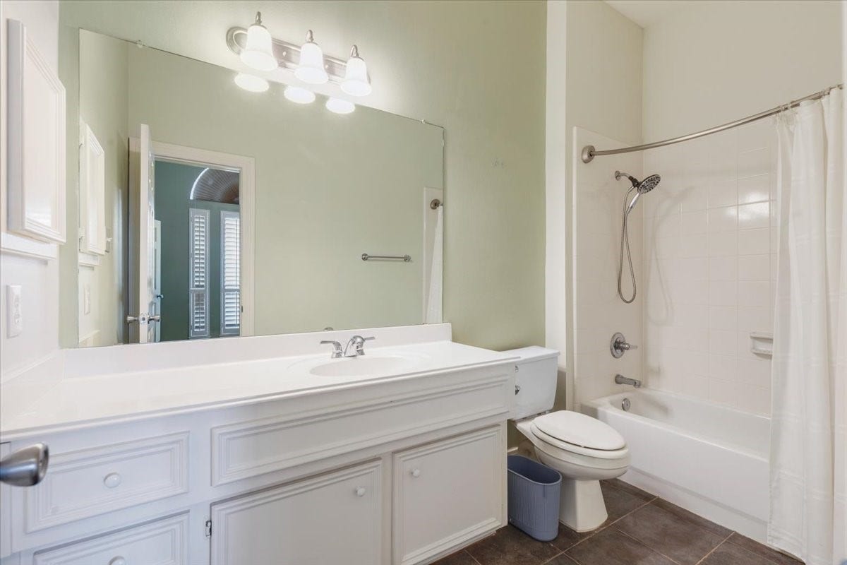 3010 Ravensport Drive, Pearland, TX 77584 Bathroom 3