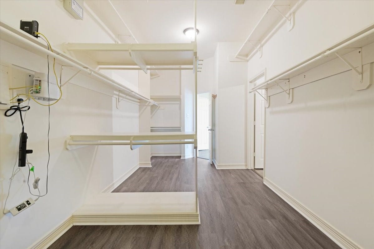 3010 Ravensport Drive, Pearland, TX 77584 Primary Bedroom Closet