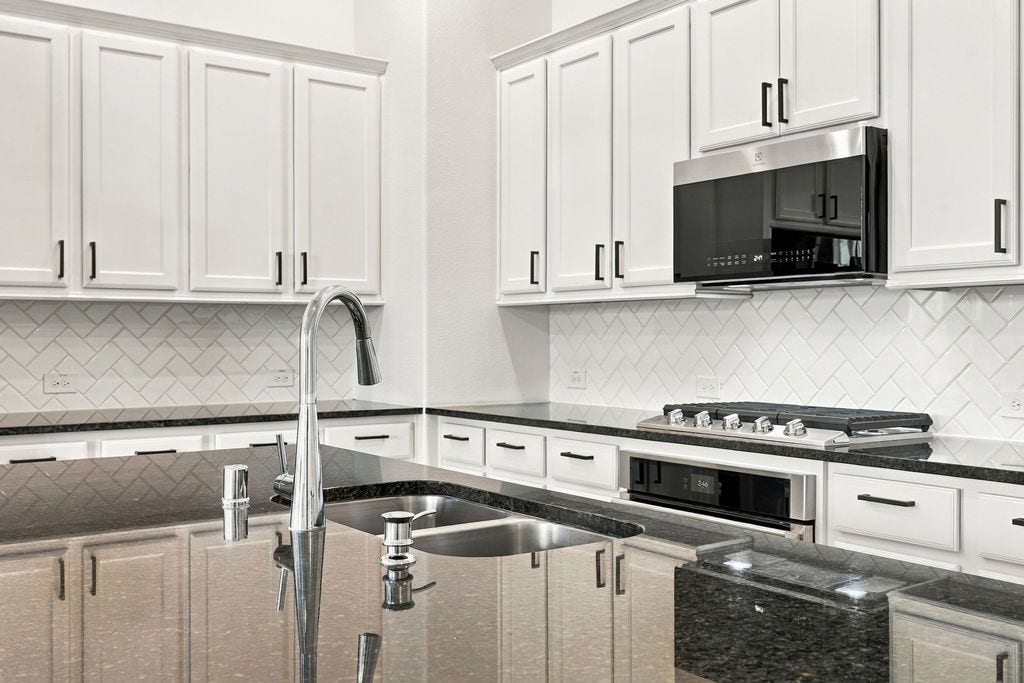 4103 Shackleton Court, Iowa Colony, TX 77583 4103 Shackleton Court, Iowa Colony, TX 77583