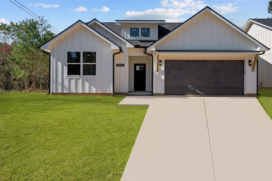 Property photo for 28407 Champion Oaks Drive, Magnolia, TX