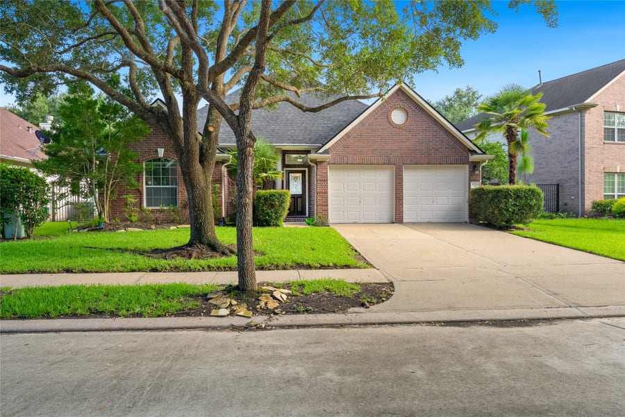 Property photo for 5719 Horseshoe Falls, Missouri City, TX