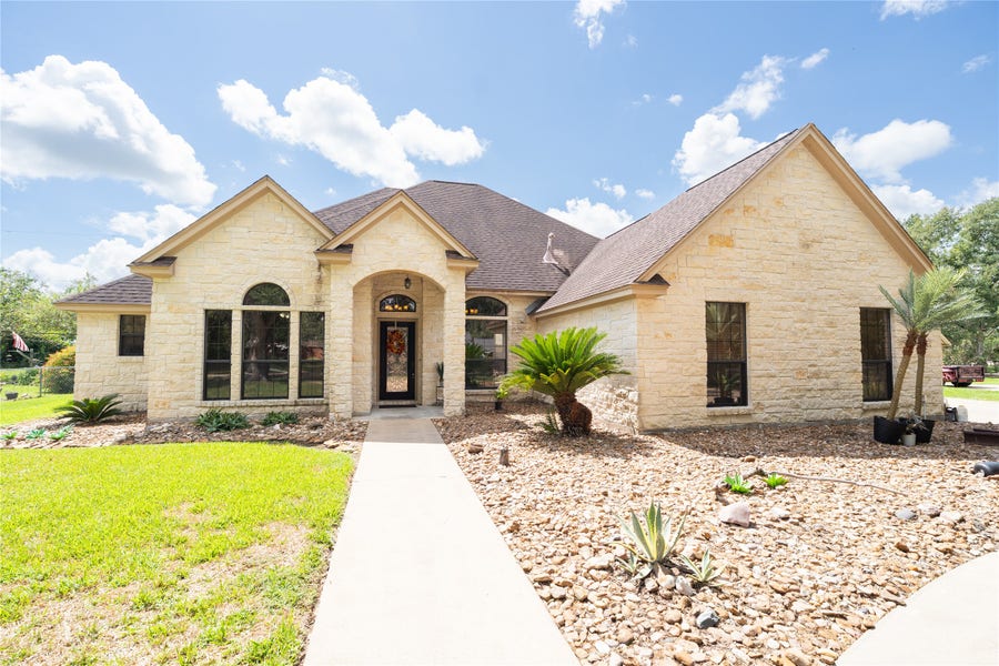 Property photo for 205 W Bronco Bend, Angleton, TX